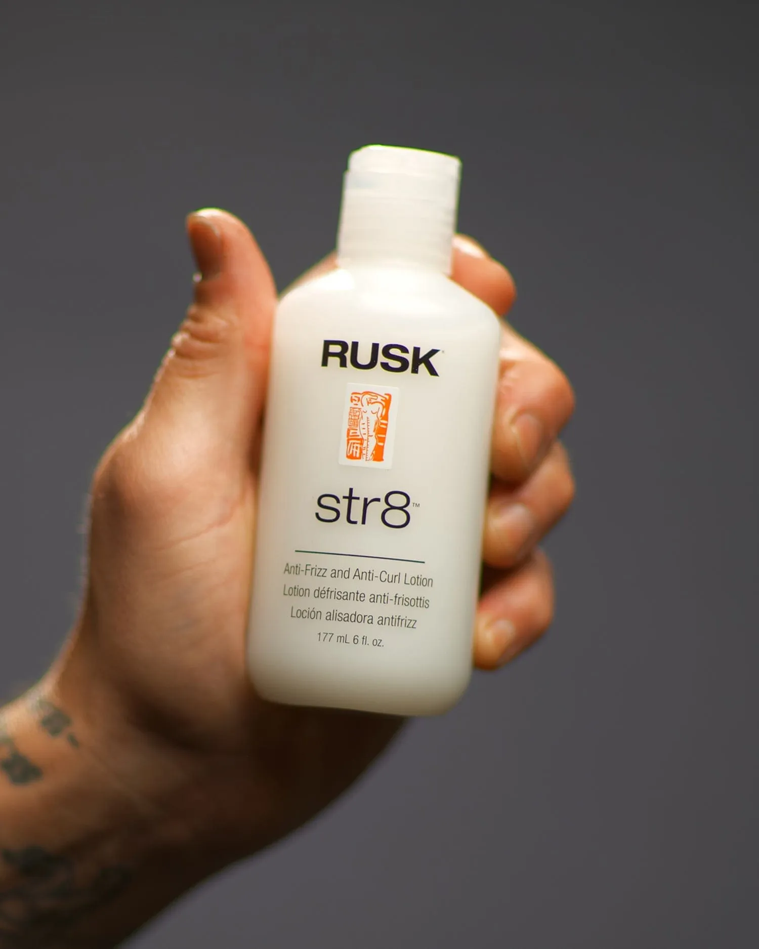 Str8 Anti-Frizz & Anti-Curl Lotion